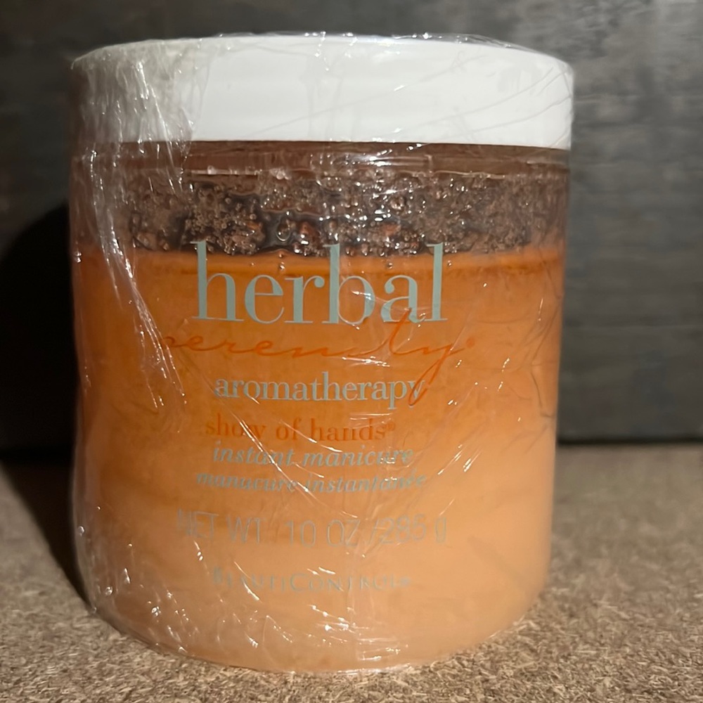 Herbal Serenity Show of Hands Exfoliating Instant Manicure New